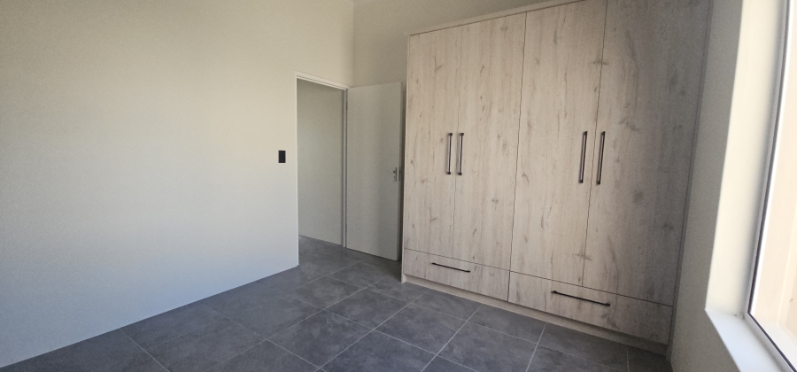 2 Bedroom Property for Sale in Middedorp Western Cape